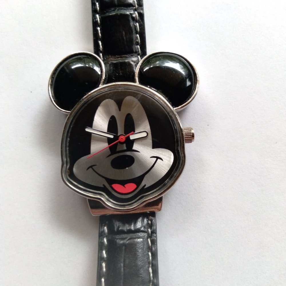 Disney Mickey Mouse watch